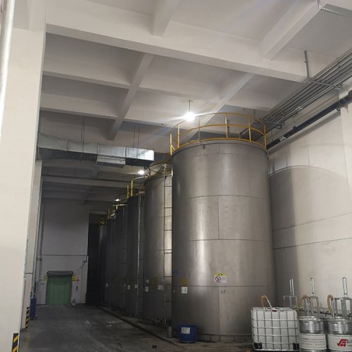 不銹鋼液料儲倉